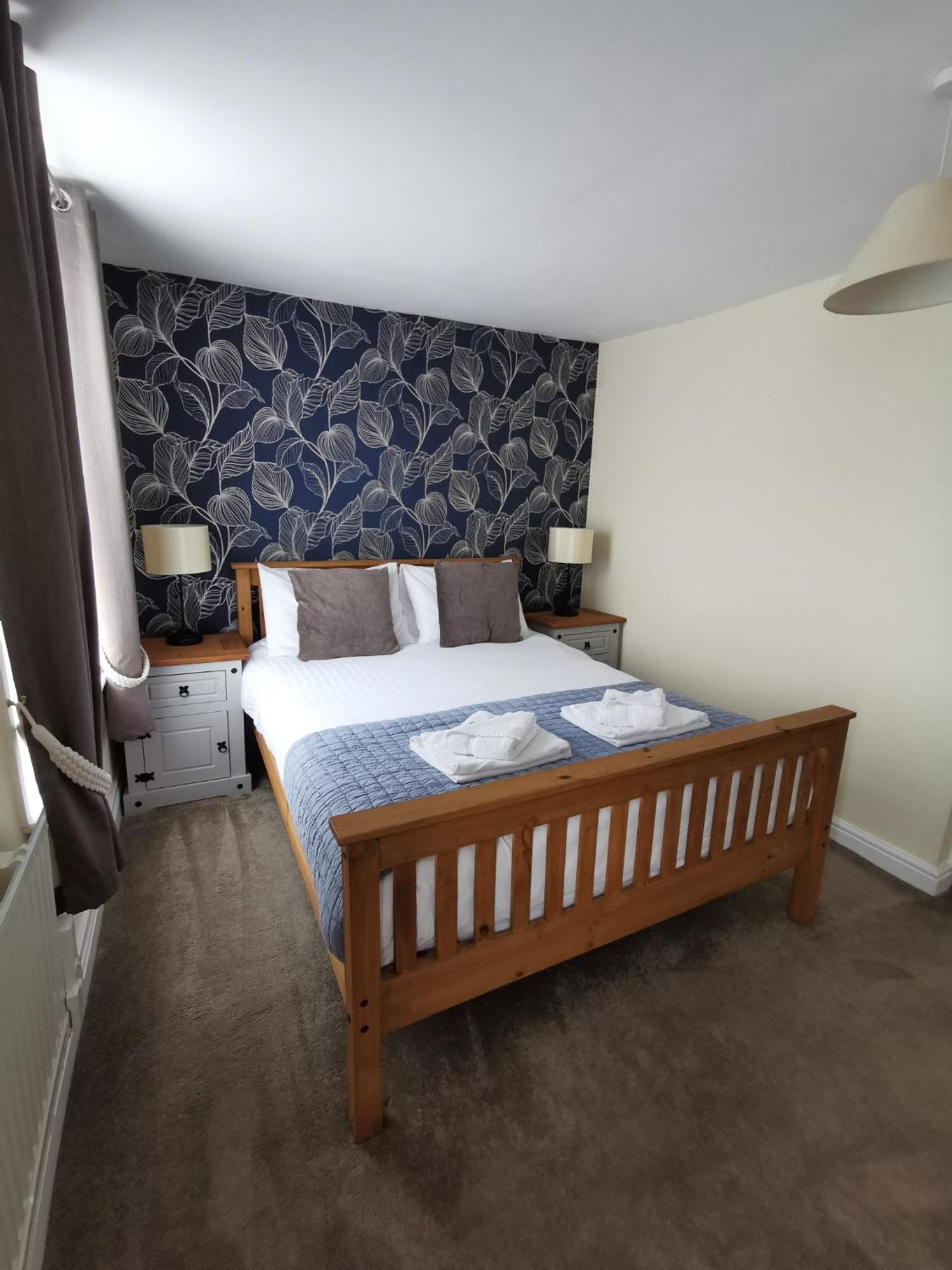 The Ironmaster Bed and Breakfast Broseley Exteriör bild