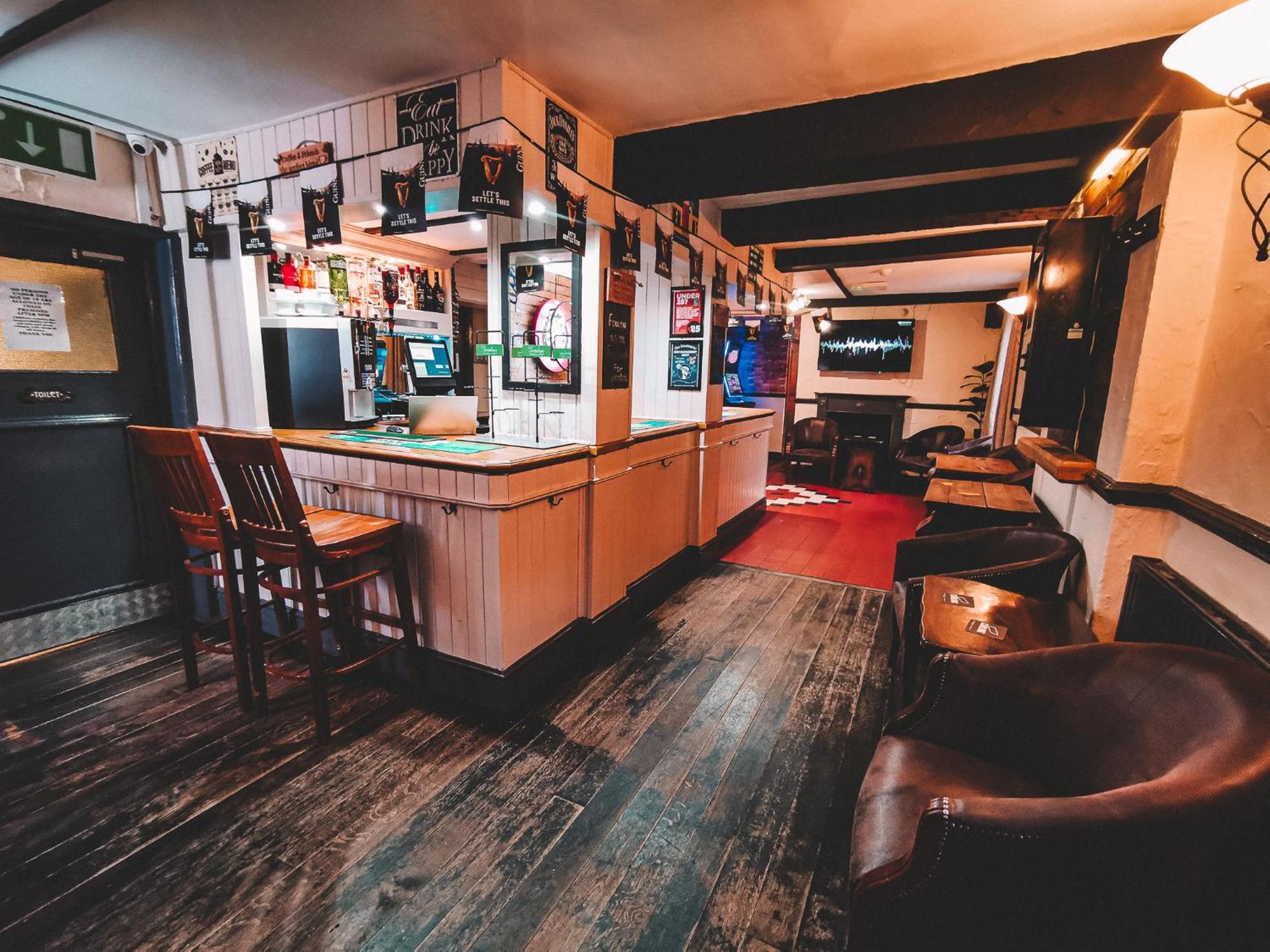 The Ironmaster Bed and Breakfast Broseley Exteriör bild