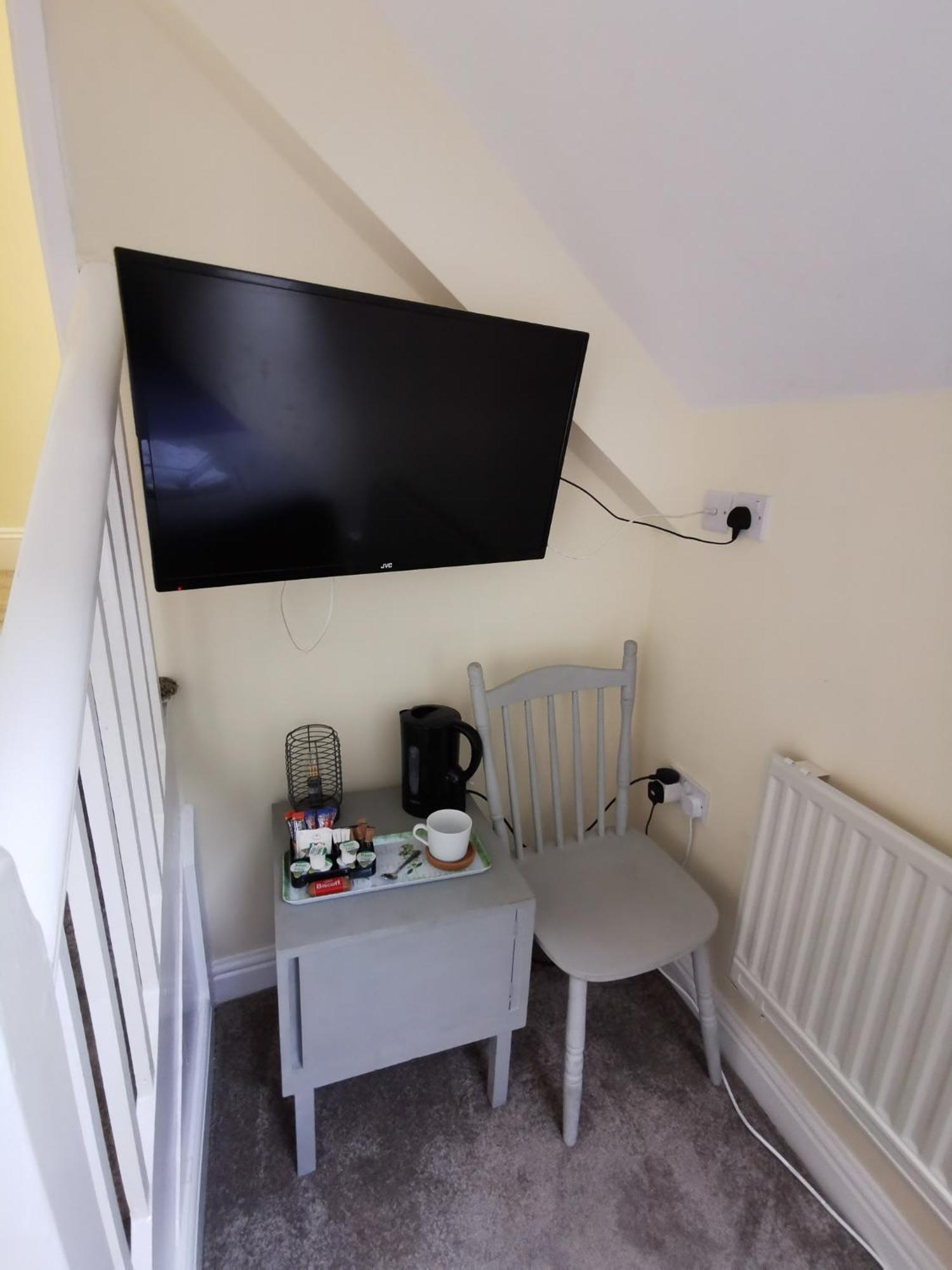 The Ironmaster Bed and Breakfast Broseley Exteriör bild