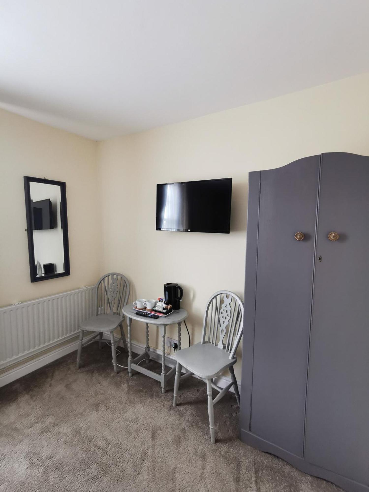 The Ironmaster Bed and Breakfast Broseley Exteriör bild