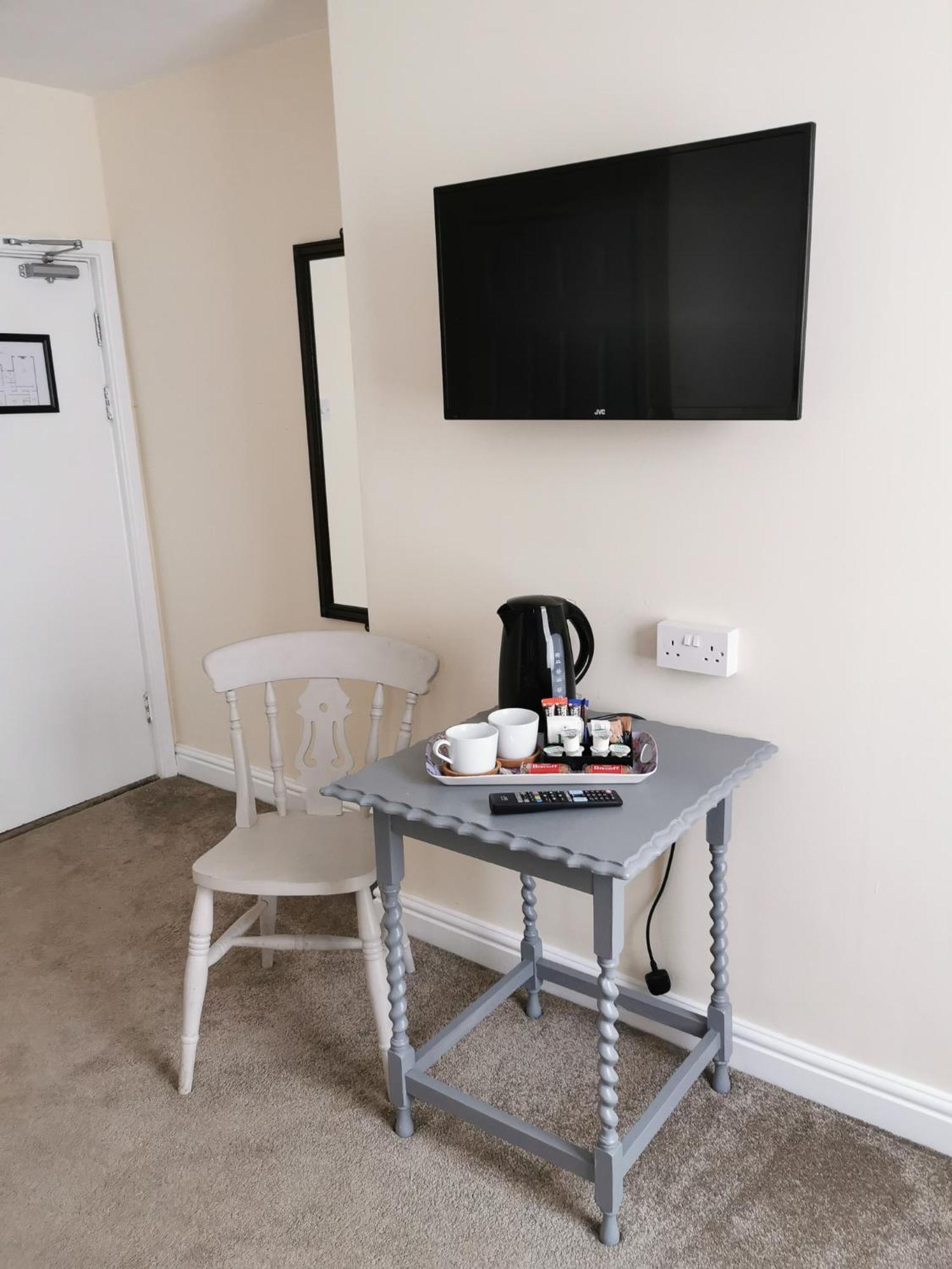 The Ironmaster Bed and Breakfast Broseley Exteriör bild